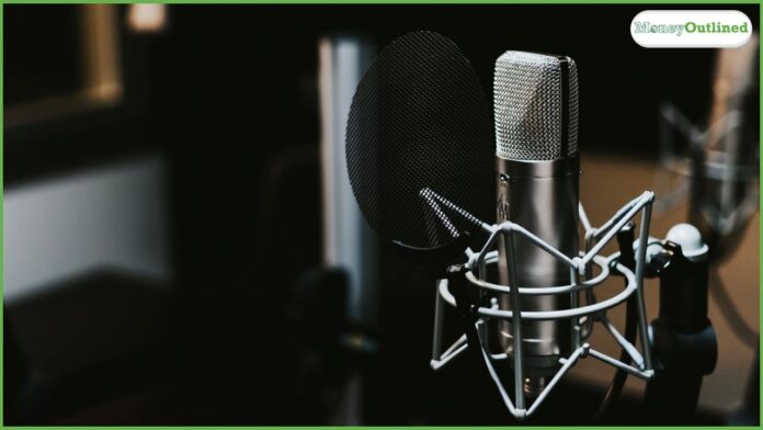 Top 5 Best Business Podcasts For the Entrepreneurs
